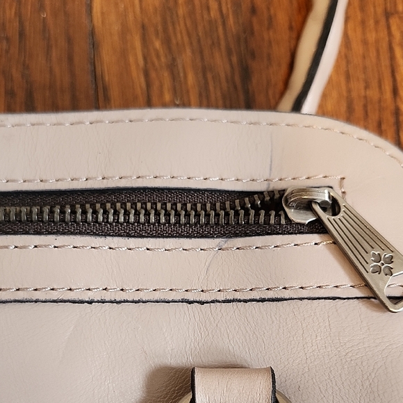 Patricia Nash Gray Shoulder Bag with Textured Leather and Adjustable Strap - Picture 10 of 14